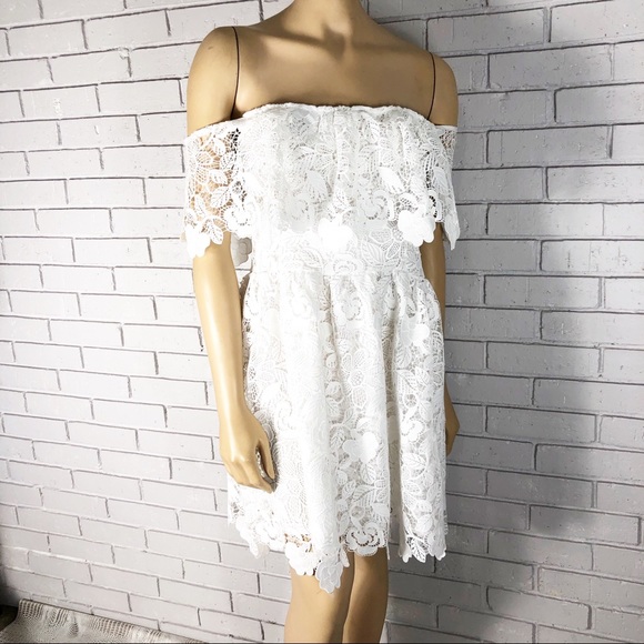 Lovers + Friends Dresses & Skirts - Lovers + Friends Women’s Dream Vacay Lace Dress